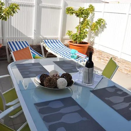 San Bartolome De Tirajana Sleeps 4 Pool *